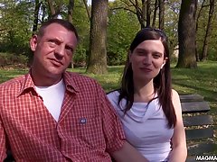 Porno video defloraatio nainen on bang kouluttaja