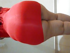 Porno vanhemmat ja tytär verkossa harmaa silmä tyttö punainen