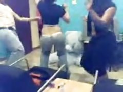 Sexvideo kotiin runkkaus tussu helmiä